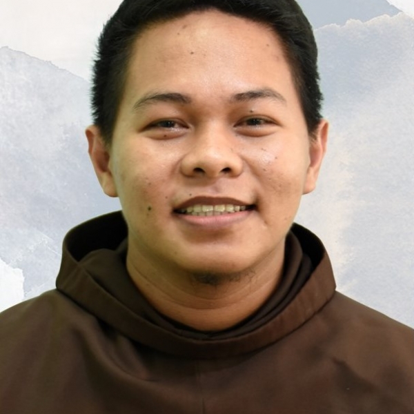 Fr. Elton  Viagedor OFM 